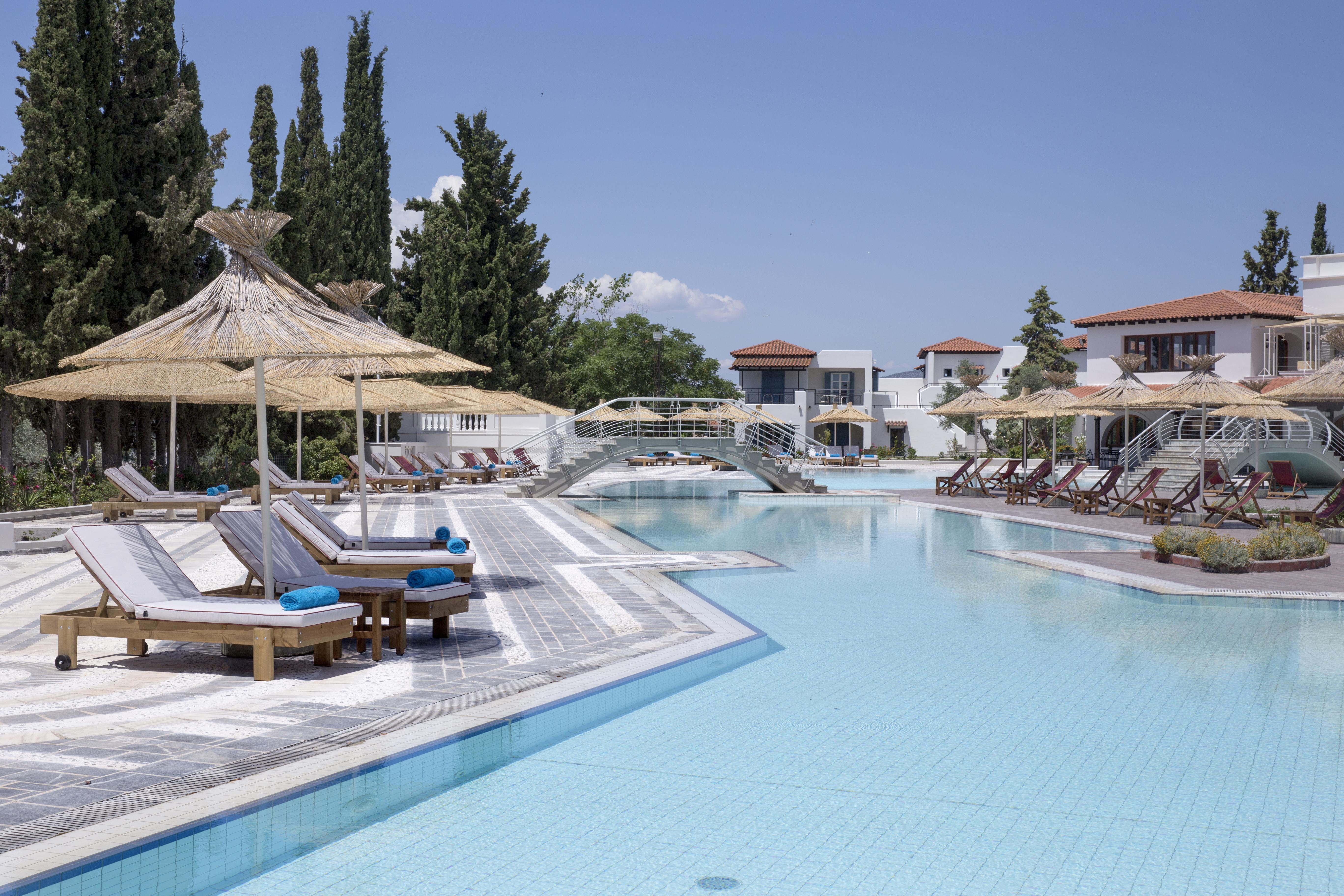 Eretria Hotel & Spa Resort エクステリア 写真